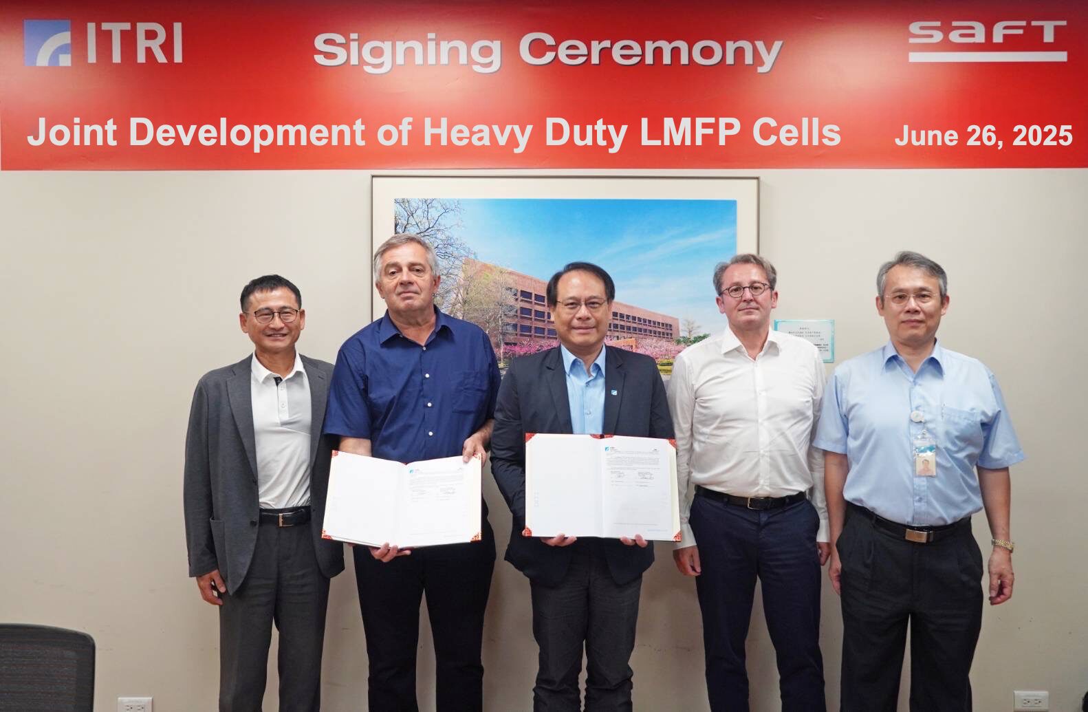 工研院攜手法國Saft合作磷酸錳鐵鋰電池技術 深度整合材料與電池技術