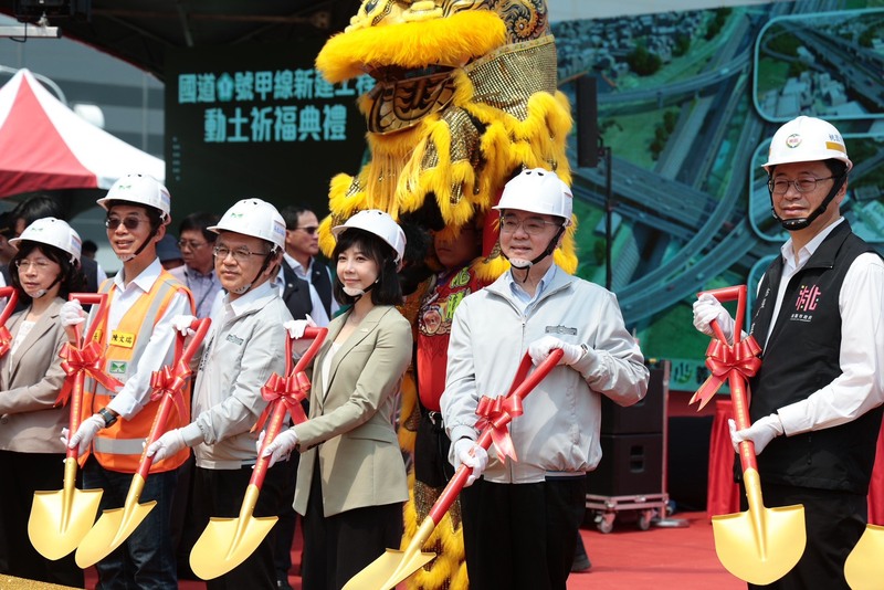 行政院長卓榮泰出席國道1號甲線新建工程動土典禮　提升桃園產業競爭力