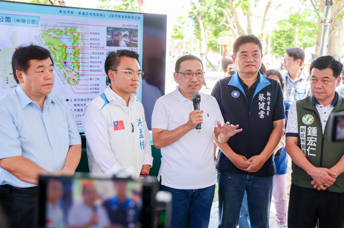 新北市長侯友宜見證塭仔圳重劃區開發 新北市中環公園啟用揭重大里程碑