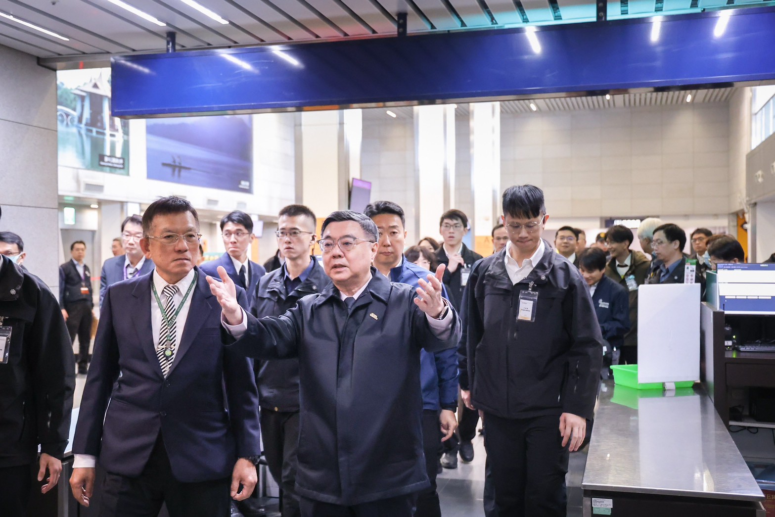 旅運量回升考驗接待能力　行政院長卓榮泰指示臺中國際機場強化旅客服務品質、對齊北中南國際級機場