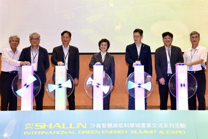 生成式AI結合綠能與智慧製造　「智慧賦能 綠動未來」論壇在臺南沙崙匯聚科技產業核心能量