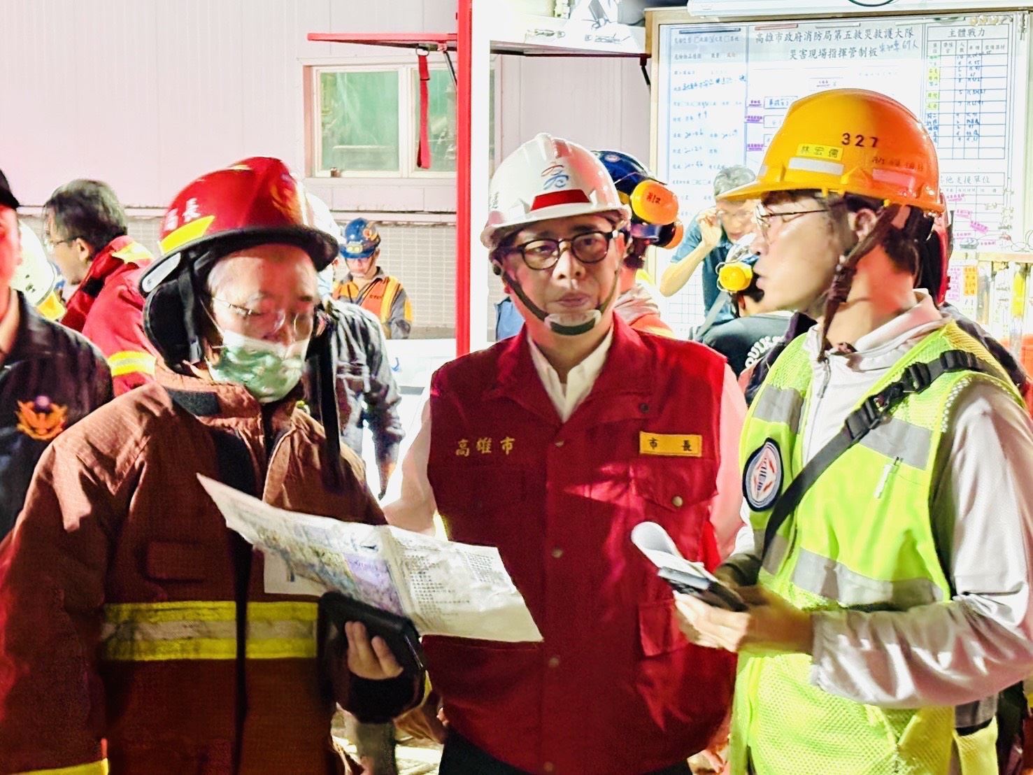 臺電興達電廠大火延誤三小時才出面說明惹怒民眾　高市府怒批：沒合理交代絕不准開機