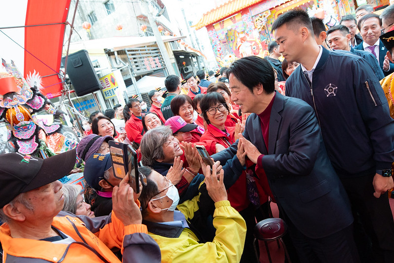 賴清德總統赴彰化溪湖永安宮、福安宮參香獻匾　肯定信仰力量守護臺灣社會安定與人民平安