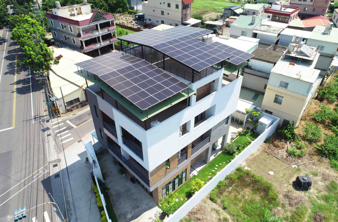 21縣市為屋頂光電衝刺　經濟部核定13億補助助攻114-115年度綠能轉型