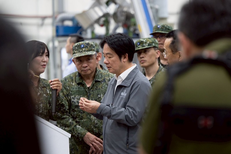 賴清德視導高雄地區部隊　宣示強化國防自主、擴增軍備產能確保臺海和平穩定