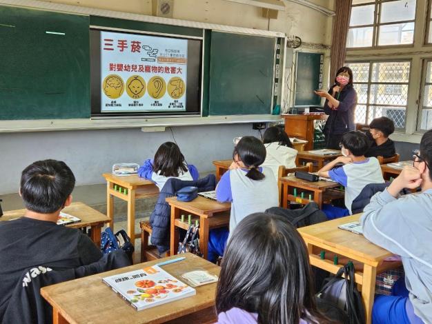 菸檳危害防制網紅就是你短片競賽揭曉，臺南市成功國中「灰飛菸滅」與崇明國小「防菸拒檳二部曲」成焦點