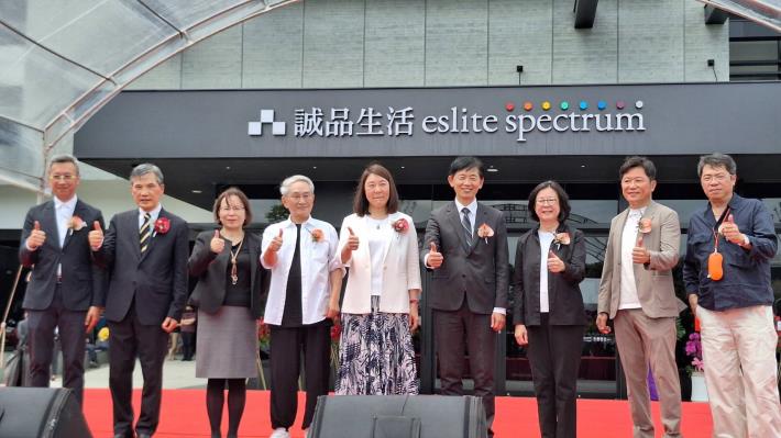 誠品生活台南開幕帶動商圈活絡！南臺灣最大誠品旗艦店成文化經濟雙贏指標