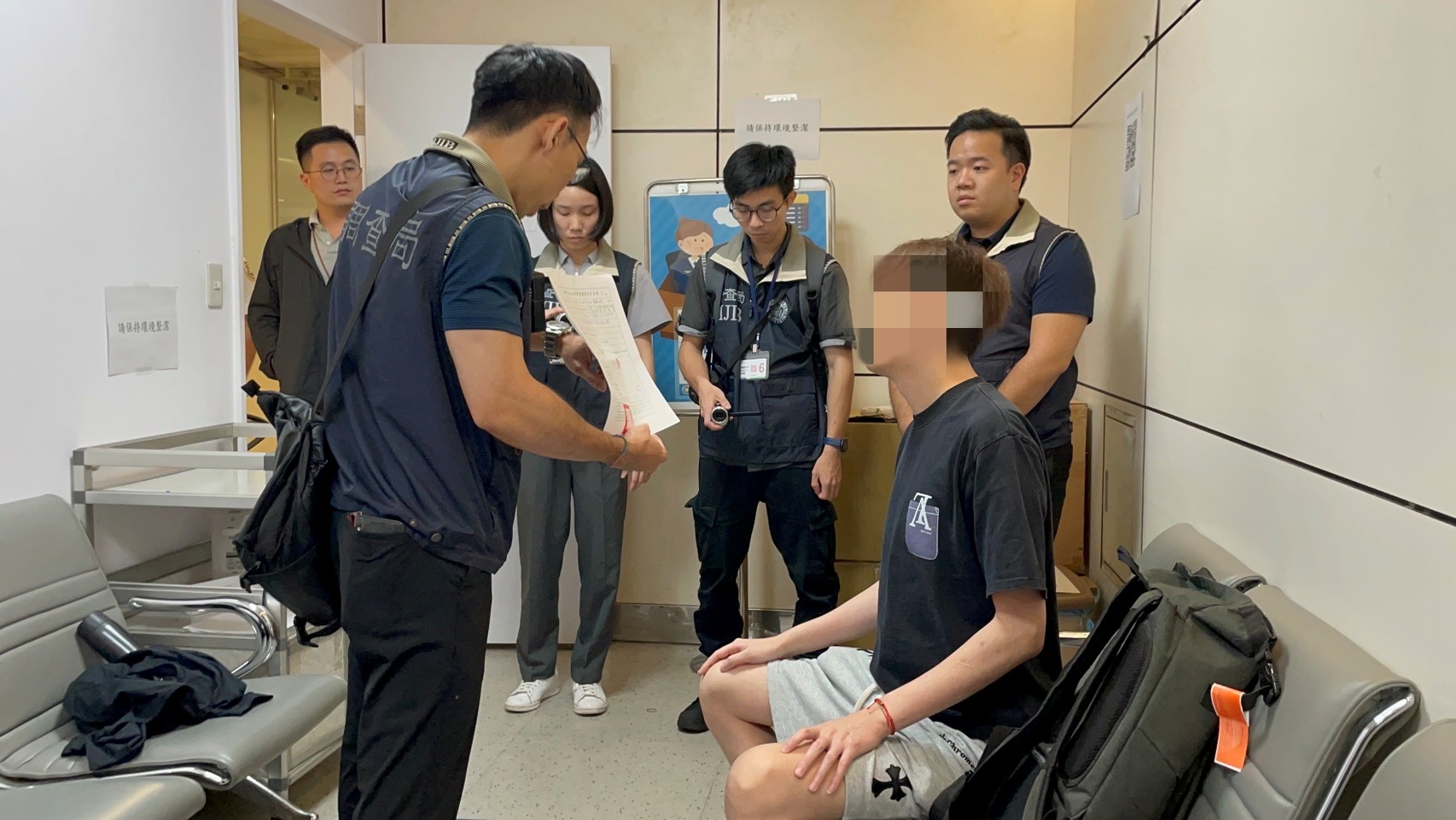 CrazyHunter駭客攻擊我國醫療與企業，數萬筆個資恐被非法流向黑市