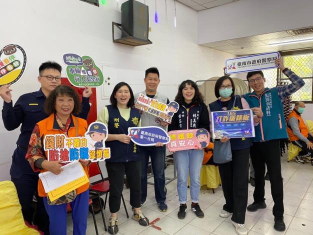 別再受騙！臺南市推動「打詐儀錶板」，助年長族群識別詐騙手法