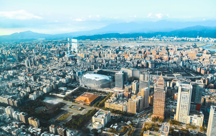 央行第七波信用管制引發房市分化，首購與豪宅市場呈現M型化發展