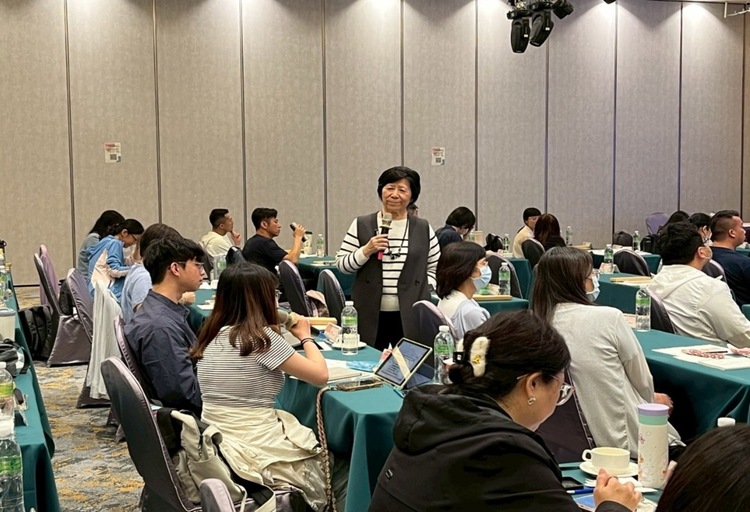 協助青少年健康使用網路　國教署辦理「關機也幸福」種子教師研習在臺中登場