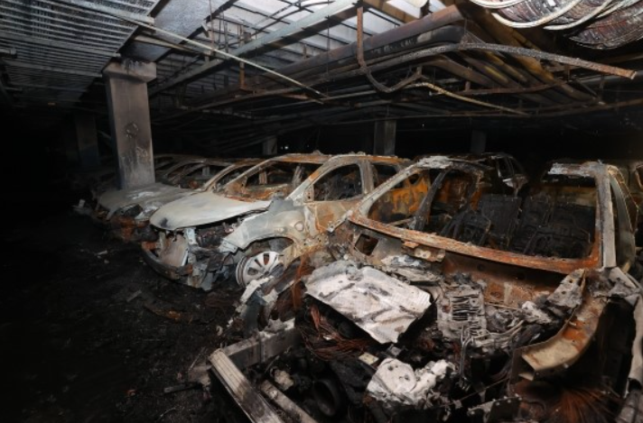 電動車安全堪憂？賓士EQE 350爆炸燒毀百輛車，韓國掀起拋售潮