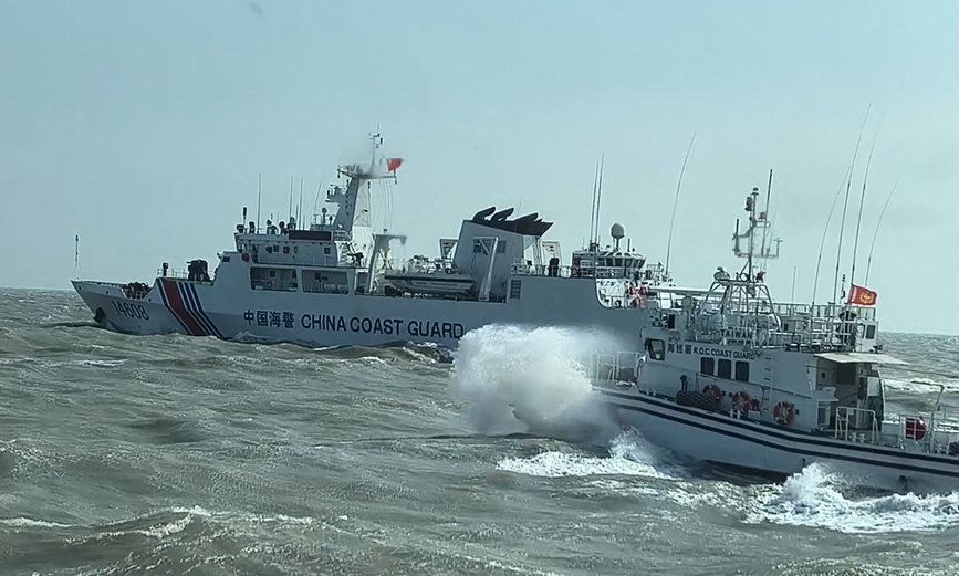 海巡署出動艦艇阻擋中國海警 首次元旦後侵擾金門即遭驅逐