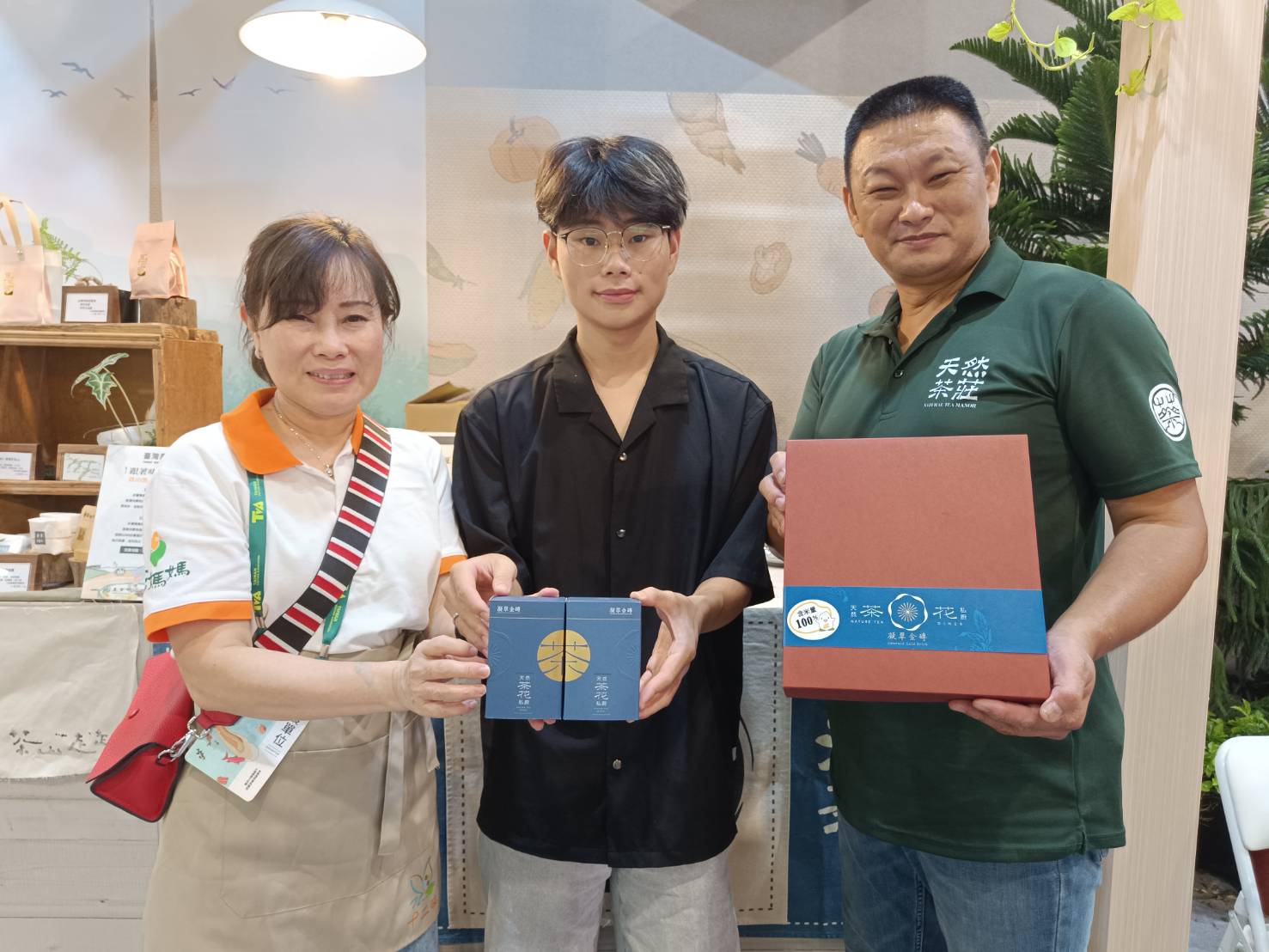 新北青農父子打造包種茶鳳梨酥 創意甜點亮相日本丸井百貨 中秋送禮最夯選擇