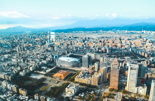 提升國人居住品質與建物安全，內政部持續推動都市更新及危老重建政策，兼顧公益與私益