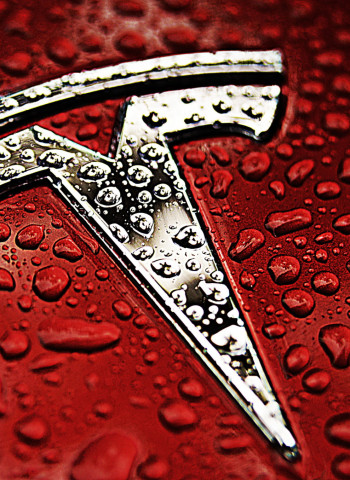 特斯拉車主急脫手 四種替代方案應對貶值潮