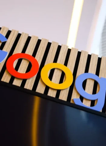 Google搜尋霸權動搖 全球市占率10年首跌破9成 馬斯克AI將取代傳統搜尋