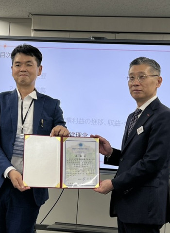 中正大學MBA訪問團在鄭祥麟教授帶領下參訪九州旅客鐵道株式會社　CFO松下琢磨親自接待揭鐵道轉型關鍵