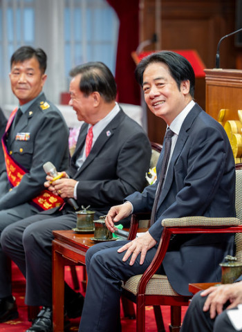 賴清德總統接見國際生命線台灣總會團體　感謝多年無私奉獻　盼公私協力完善心理健康支持體系