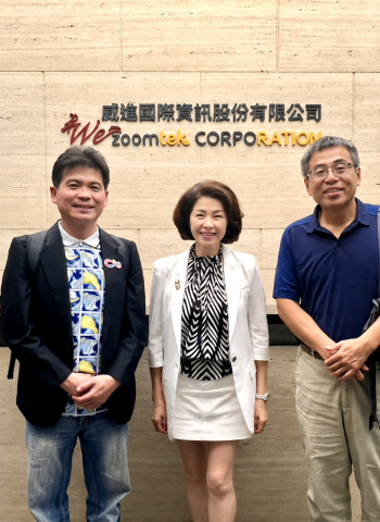 中正企管黃正魁主任拜會威進國際張力潔總經理　探索產學合作與AI教學發展