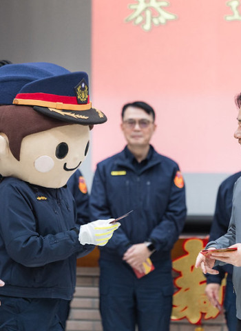 賴清德總統春節慰勉臺北市中正分局警察同仁　肯定全年無休堅守崗位保障人民安居樂業