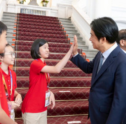 賴清德總統肯定亞太資通訊科技聯盟大賽獲獎代表隊　彰顯臺灣研發與創新實力刷新紀錄表現