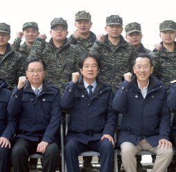 賴清德總統慰勉海軍小雪山雷達站官兵　呼籲朝野共同支持國軍、推動裝備與戰力升級