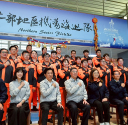 春節值勤不打烊　行政院長卓榮泰新春首日慰勉海巡同仁　展現挺海巡護臺灣與提升裝備資源與勤務環境承諾