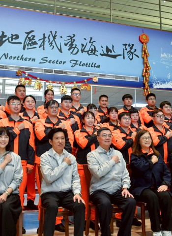 春節值勤不打烊　行政院長卓榮泰新春首日慰勉海巡同仁　展現挺海巡護臺灣與提升裝備資源與勤務環境承諾