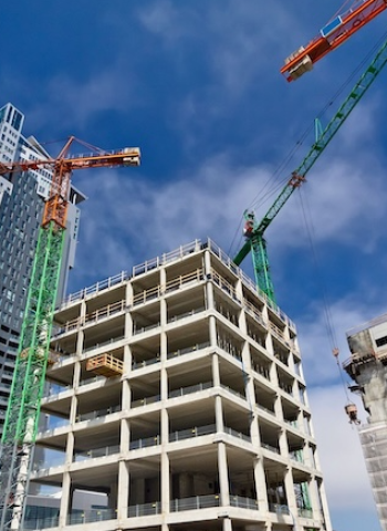 從土方清運新制到房市核彈　土方之亂導致全臺建商停工潮　業者哀號恐會完蛋