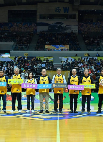 調查局陳白立局長開球助攻反詐反毒宣導　號召全民提高警覺守護社會安全