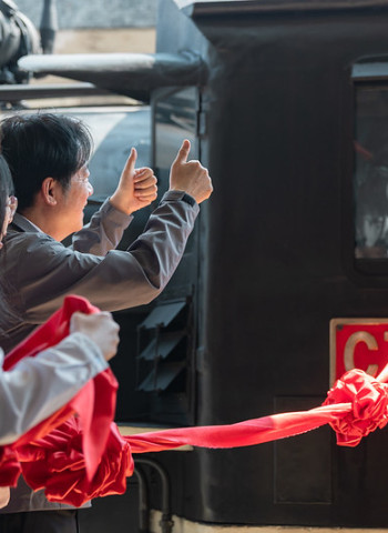 賴清德總統出席花東鐵路通車百周年慶祝典禮　宣示加速雙軌電氣化深化花東地區區域建設帶動產業長期發展