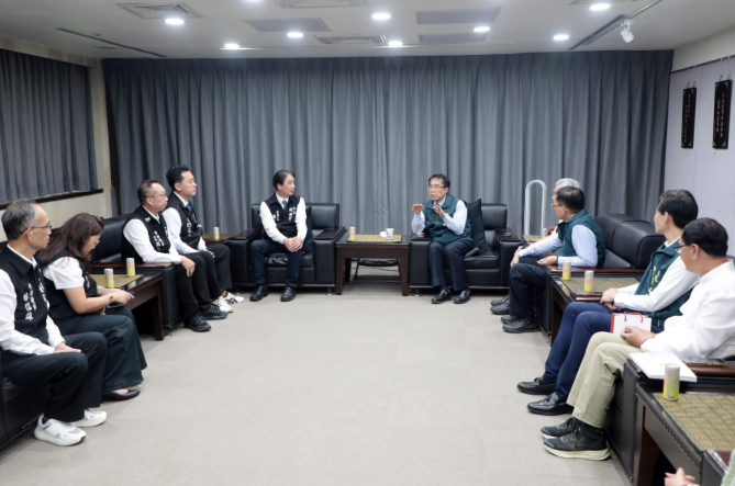 山邊媽祖宮赴台南市府拜會化解爭議 黃偉哲:以交流增進理解、尊重傳統禮制